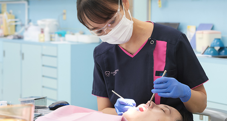 経験豊富な女性歯科医師による治療